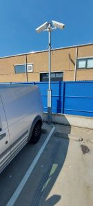 Vaste camera op mast