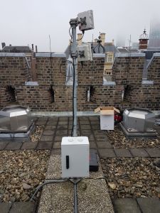 Q-CAT - Draadloze verbindingen image {Q-CAT} Q-CAT - Draadloze verbindingen