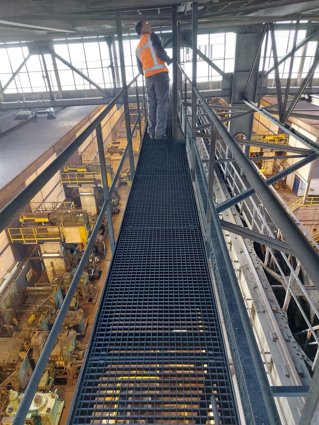 {Q-CAT} Q-CAT - Glasvezelmontage